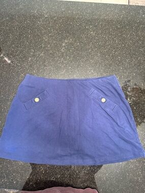 Lillly Pulitzer navy Skort with Gold Button Accents